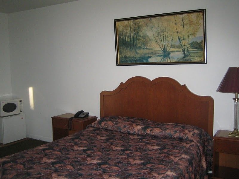 Relax Inn-Collingwood Habitación foto